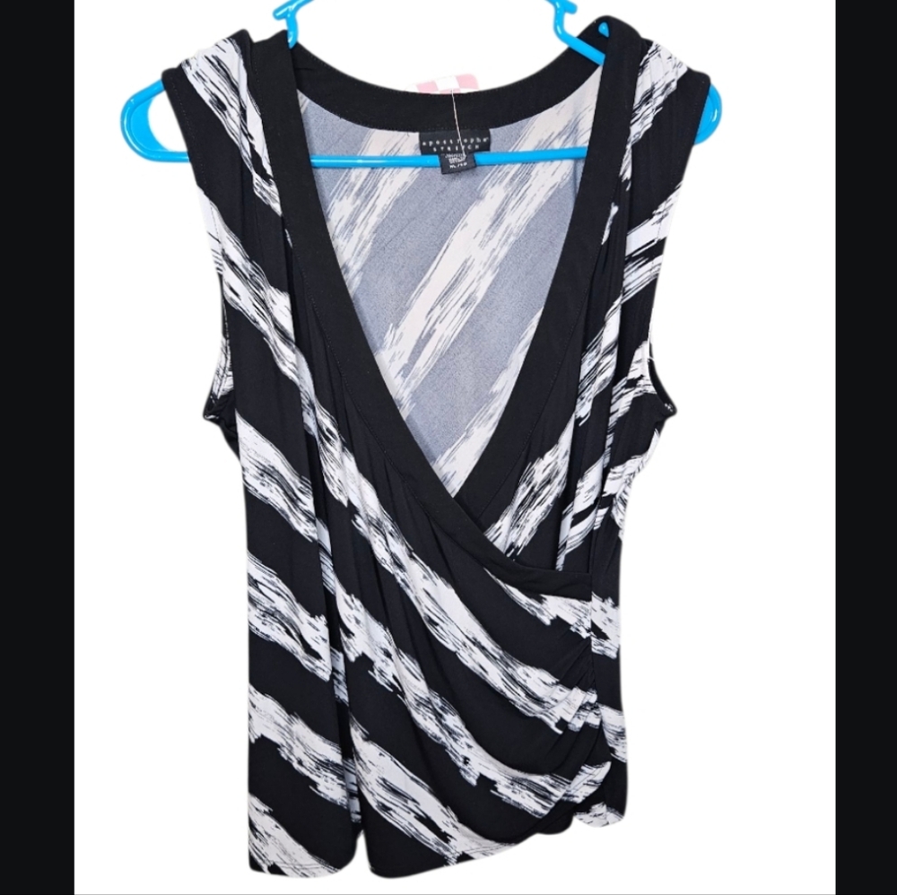 🟢Apostrophe Black and White Striped Blouse
